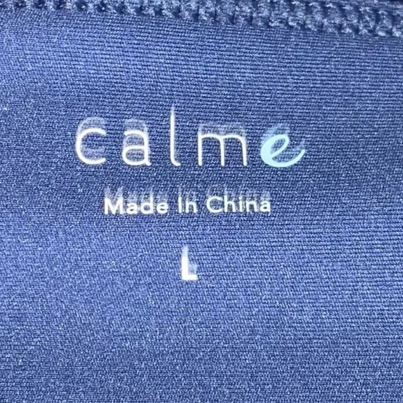 SOLD!!!  Johnny Was CALME Endurance Cut Out Sports Bra & 7/8 High Waist Leggings - Picture 13 of 15